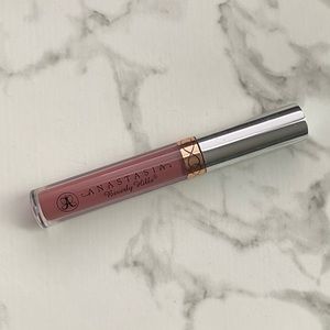 Anastasia liquid lip dusty rose